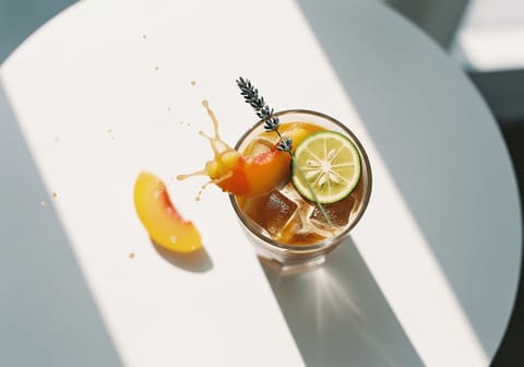 Kaffee mit Fruchtsirup: Von Yuzu Peach bis Lavendel, kreative Rezepte für zu Hause