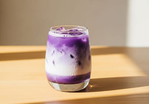 Ube Kaffee: Lila Trendgetränk entdecken