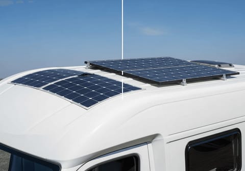 Solar-Camping: Flexmodule vs. Festmontage auf dem Camper