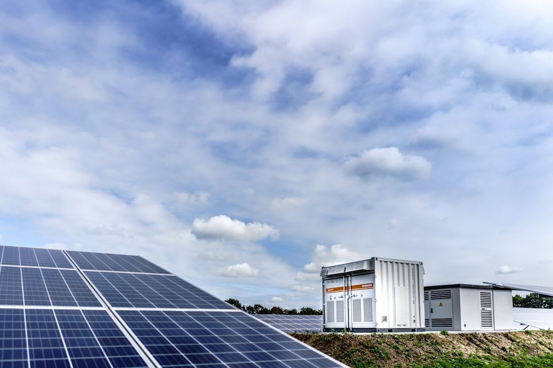 Robuste Powerstation als portable Energiequelle für Elektrowerkzeuge auf einer Baustelle ohne festen Stromanschluss. | Foto: Sungrow EMEA
